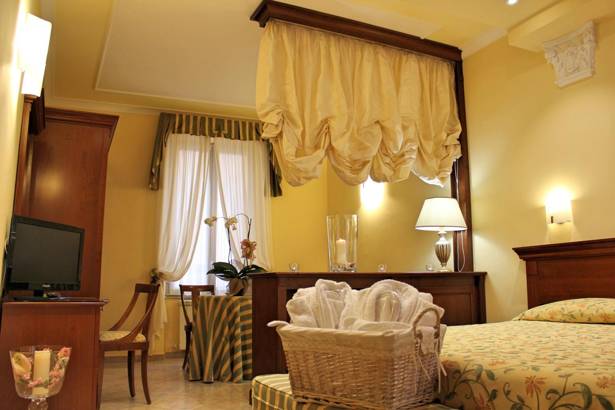 Hotel Astigiana & Appartamenti Varazze Rum bild