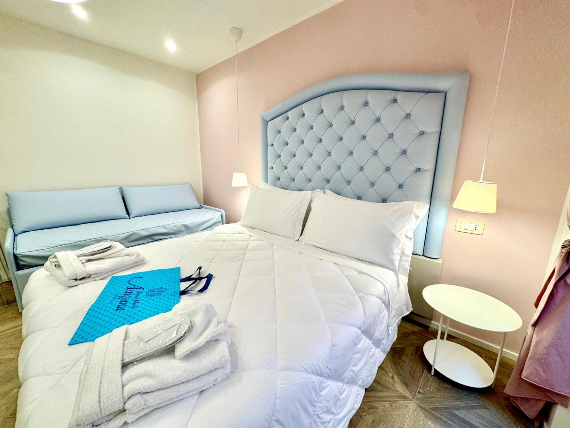 Hotel Astigiana & Appartamenti Varazze Exteriör bild